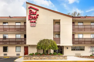 Photo 2 - Red Roof Inn Tinton Falls - Jersey Shore