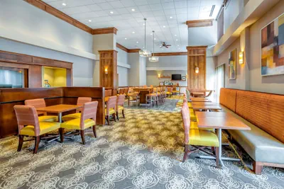 Photo 5 - Hampton Inn Boston - Norwood