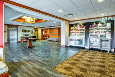 Photo 4 - Hampton Inn Boston - Norwood