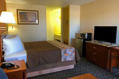 Photo 5 - Americas Best Value Inn Sullivan