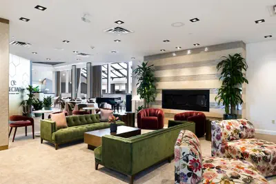Photo 4 - DoubleTree by Hilton Fairfield Hotel & Suites