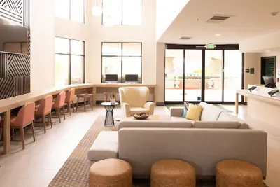 Photo 4 - Holiday Inn Santa Ana-Orange Co. Arpt by IHG