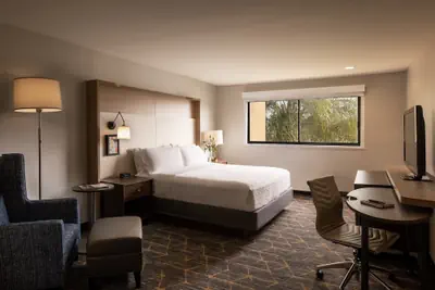Photo 5 - Holiday Inn Santa Ana-Orange Co. Arpt by IHG