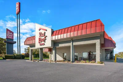 Photo 2 - Red Roof Inn Winchester, VA