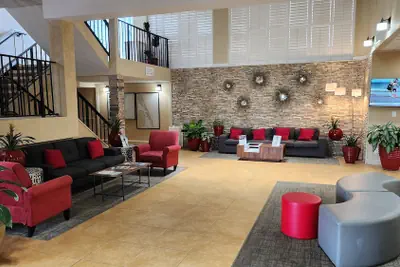 Photo 4 - Ramada Plaza by Wyndham Nags Head Oceanfront