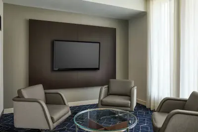 Photo 4 - Courtyard by Marriott St Louis Westport Plaza