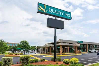 Photo 2 - Quality Inn Manassas