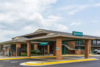 Photo 2 - Quality Inn Manassas
