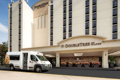 Photo 2 - Doubletree by Hilton Philadelphia Airport