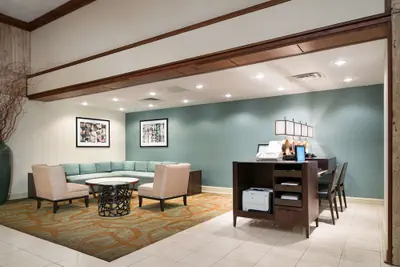 Photo 5 - Doubletree by Hilton Philadelphia Airport