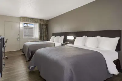 Photo 5 - Quality Inn Charleston - West Ashley