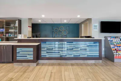 Photo 4 - Best Western Plus Alexandria / Fort Belvoir
