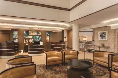 Photo 3 - Embassy Suites by Hilton Orlando International Dr ICON Park