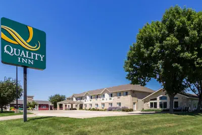 Photo 2 - Quality Inn Marshall near University