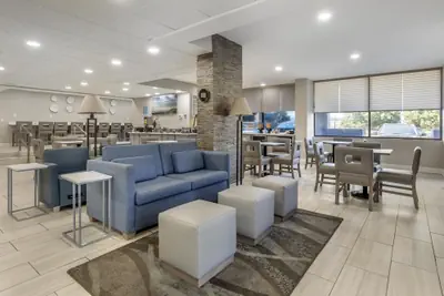 Photo 4 - Best Western Salisbury Plaza
