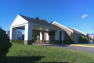Photo 2 - Carradoc Hall Hotel & Conference Center - Leesburg by The Red Collection