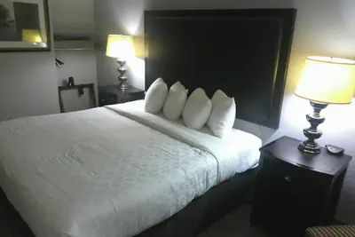 Photo 4 - Carradoc Hall Hotel & Conference Center - Leesburg by The Red Collection