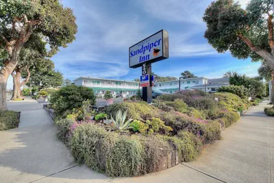 Photo 2 - Morro Bay Sandpiper Inn