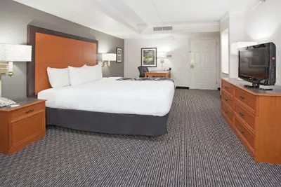 Photo 4 - La Quinta Inn by Wyndham Denver Golden