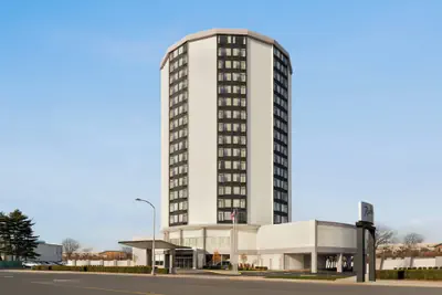 Photo 2 - Holiday Inn Philadelphia Arpt-Stadium Area by IHG