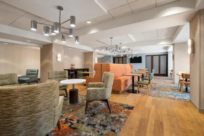 Photo 3 - Hampton Inn Warrenton