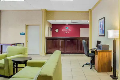 Photo 4 - Quality Inn University Area
