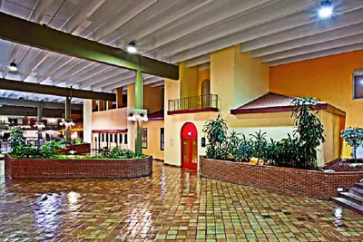 Photo 4 - Ramada by Wyndham Indiana