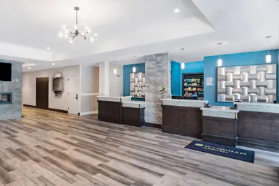 Photo 4 - Wyndham Garden Kenosha Harborside