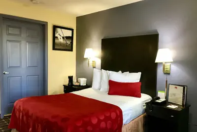 Photo 4 - Days Inn by Wyndham Augusta / Fort Eisenhower