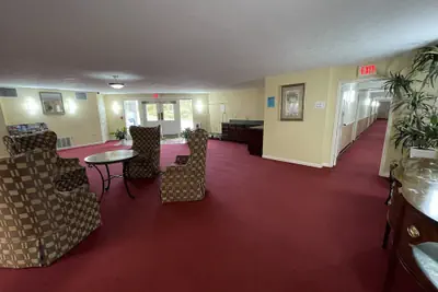 Photo 2 - Gold Star Inn & Suites