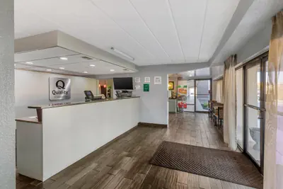 Photo 4 - Quality Inn & Suites Easley - Greenville