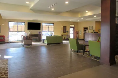 Photo 5 - Comfort Suites Summerville