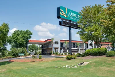 Photo 2 - Quality Inn & Suites Aiken East