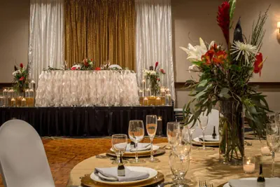 Photo 4 - Four Points by Sheraton Bellingham Hotel & Conference Center
