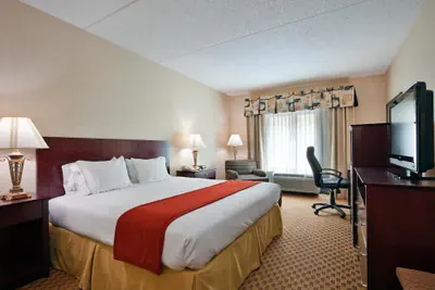 Photo 4 - Holiday Inn Express Hotel & Suites Harriman by IHG