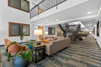 Photo 3 - Best Western Vista Inn At The Airport