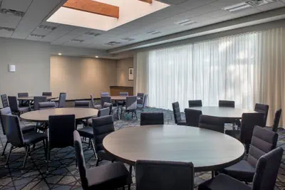 Photo 3 - Courtyard by Marriott Baltimore Hunt Valley
