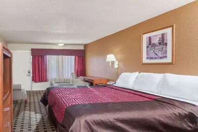 Photo 5 - Knights Inn Murfreesboro