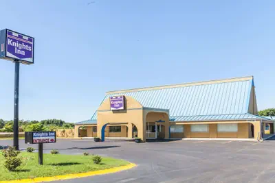 Photo 2 - Knights Inn Murfreesboro
