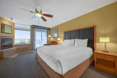 Photo 2 - Best Western Plus Ocean View Resort
