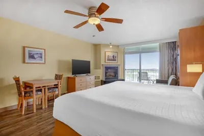 Photo 2 - Best Western Plus Ocean View Resort