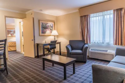 Photo 4 - Best Western Inn & Suites