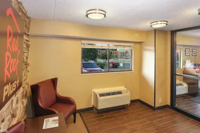 Photo 3 - Red Roof Inn PLUS+ Baltimore-Washington DC/ BWI South