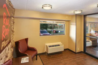 Photo 3 - Red Roof Inn PLUS+ Baltimore-Washington DC/ BWI South