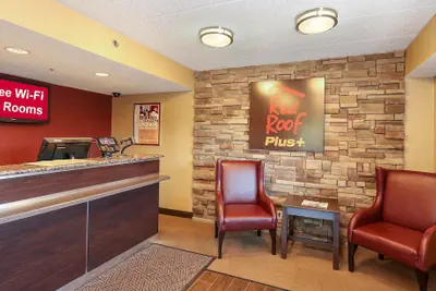Photo 4 - Red Roof Inn PLUS+ Baltimore-Washington DC/ BWI South