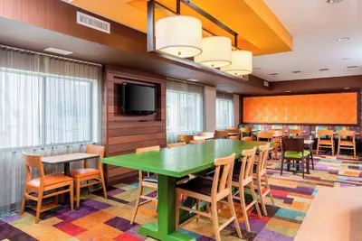 Photo 2 - Fairfield Inn & Suites Lincoln
