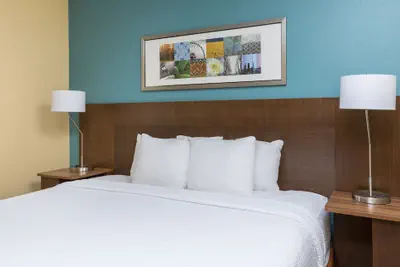 Photo 4 - Fairfield Inn & Suites Lincoln