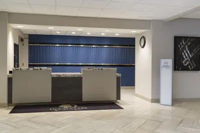 Photo 5 - DoubleTree Suites by Hilton Nashville Airport