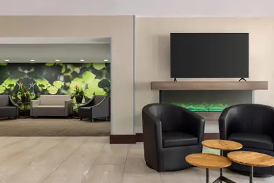 Photo 4 - Wyndham Garden Washington DC Area