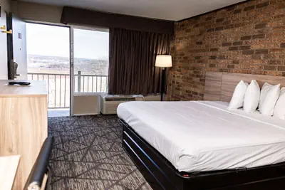 Photo 4 - Days Inn by Wyndham Batesville AR
